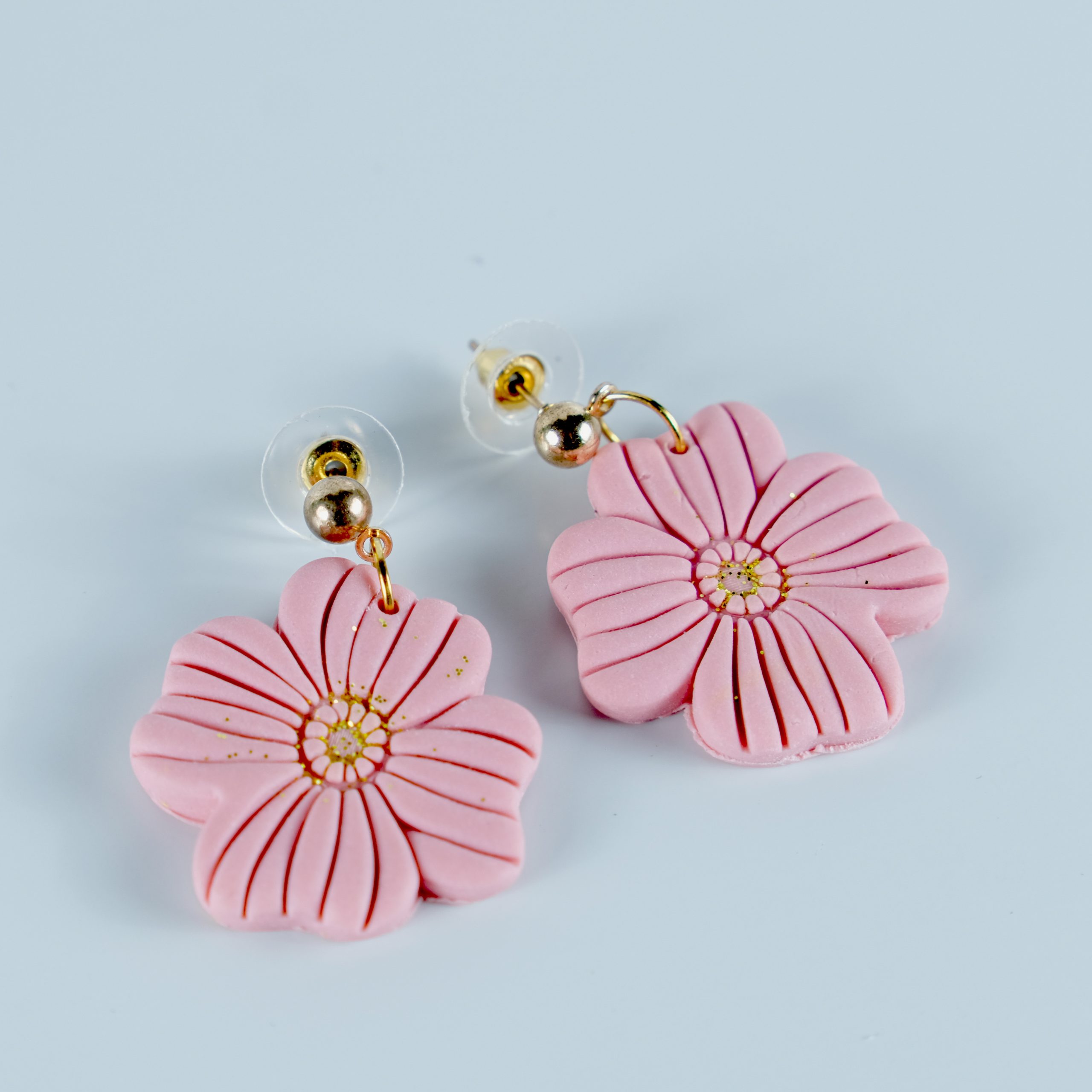 Emma Dangles - Image 2