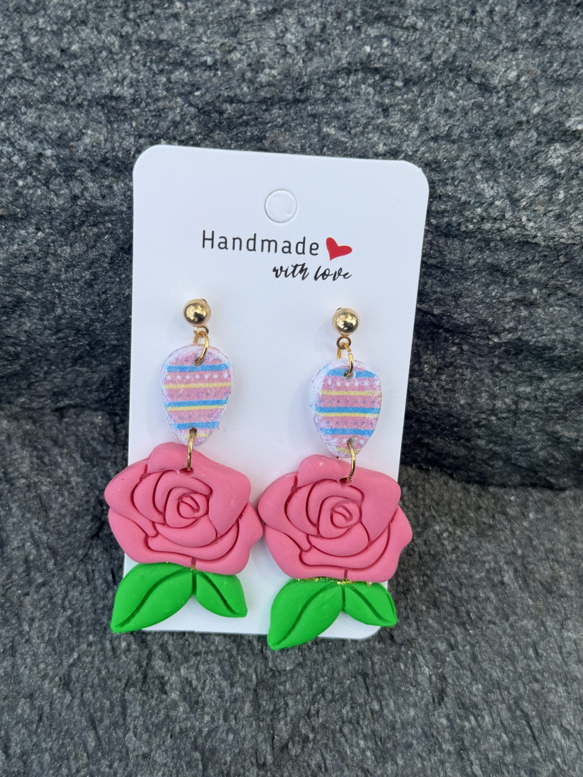 Emailiya Dangles